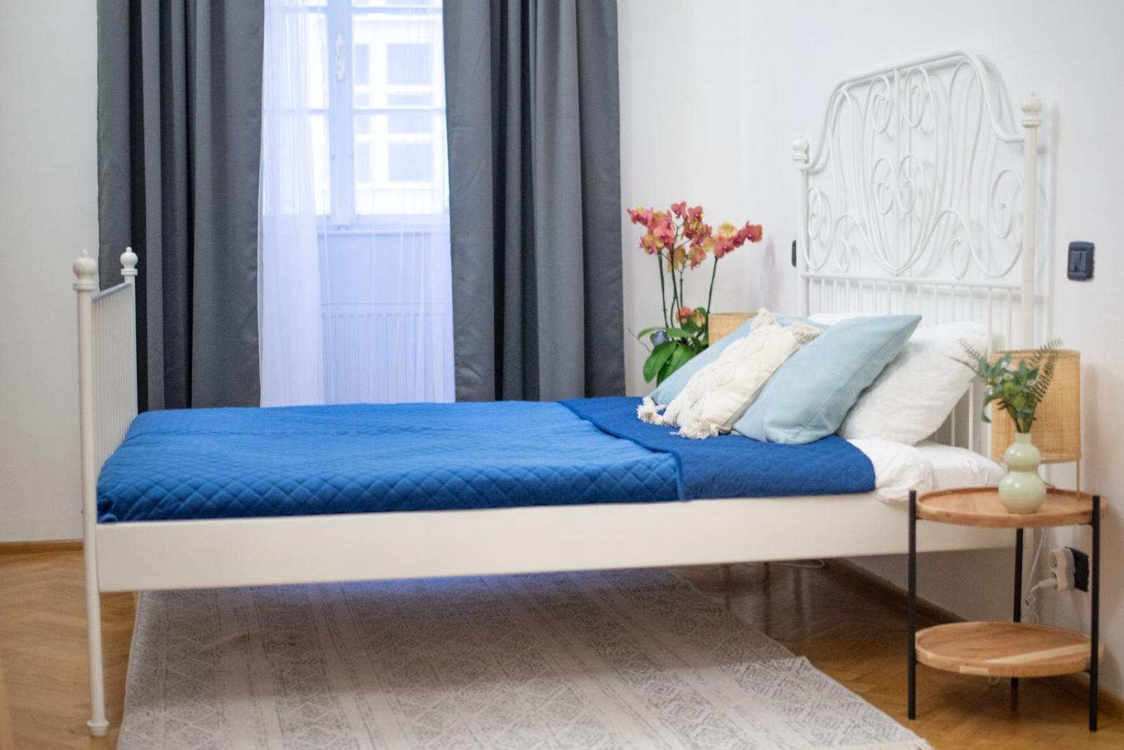 Best Price & Location - Historic Square Residency Praga Esterno foto